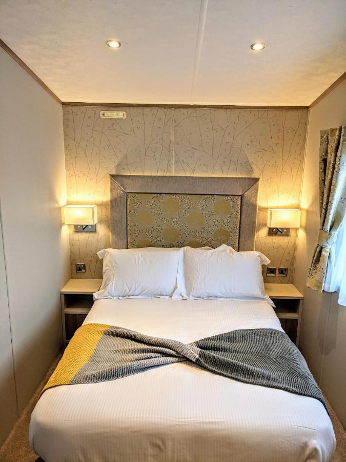 Tattershall Lakes - Merlin Point Hotel ภายนอก รูปภาพ